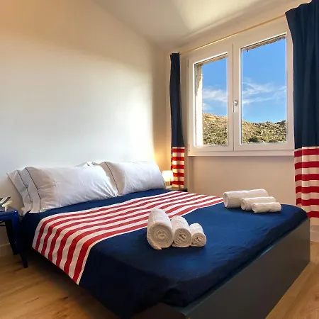Homey Experience - Coast Garden & Design Apartment